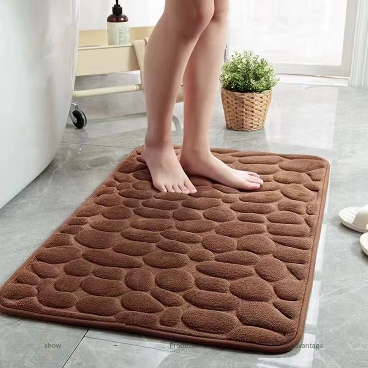 Soft Microfiber Bath Mat – Non-Slip Backing, Absorbent & Machine Washable