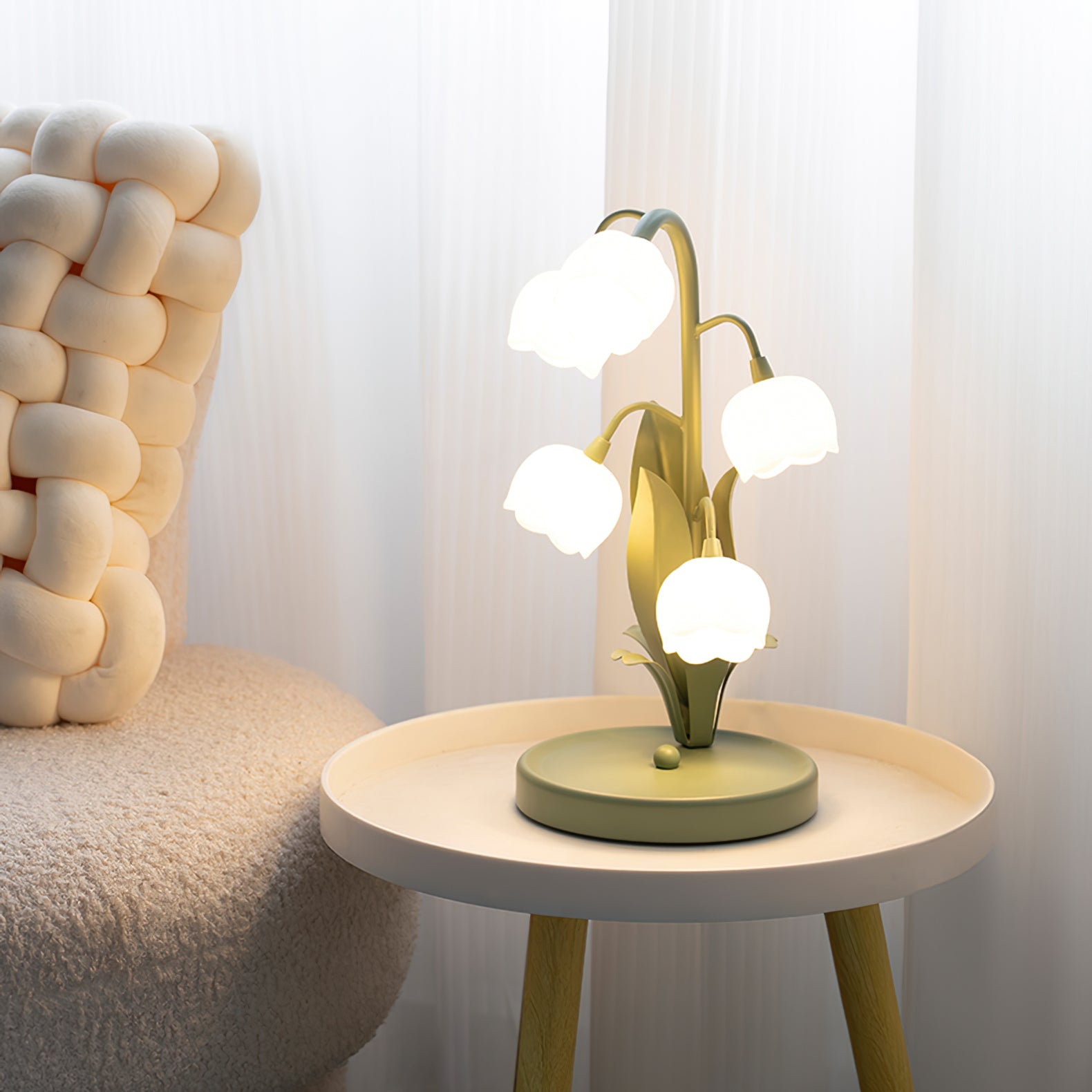 Vintage Flower Table Lamp – LED Bedside & Side Table Lamp